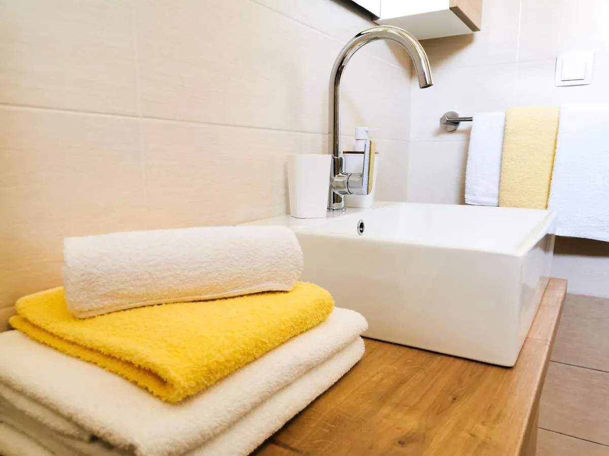 App La Vita E Bella - Marone Punat Apartment
